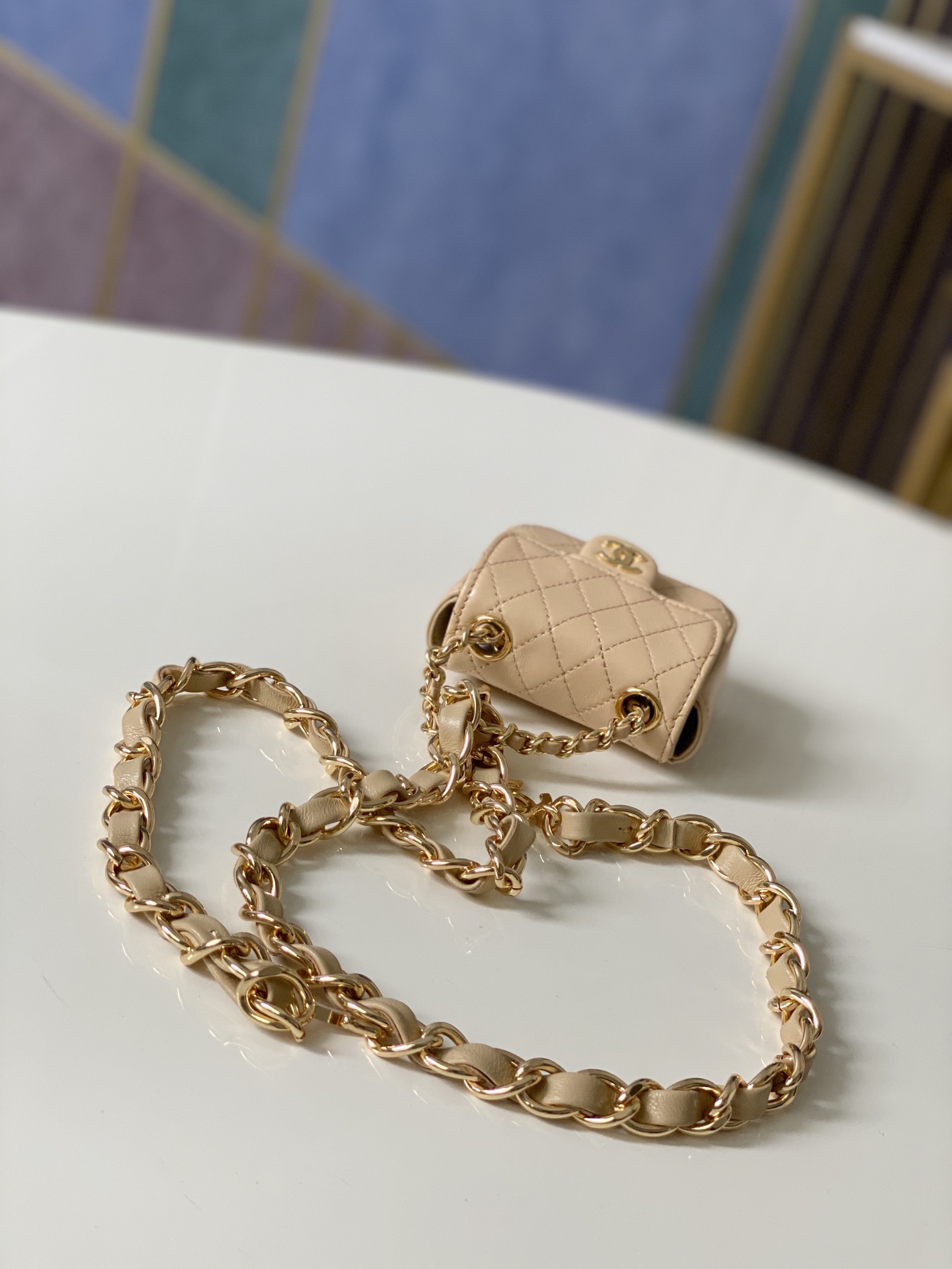 Handbag Chanel 2080 size 9.8.3 cm - vstockx