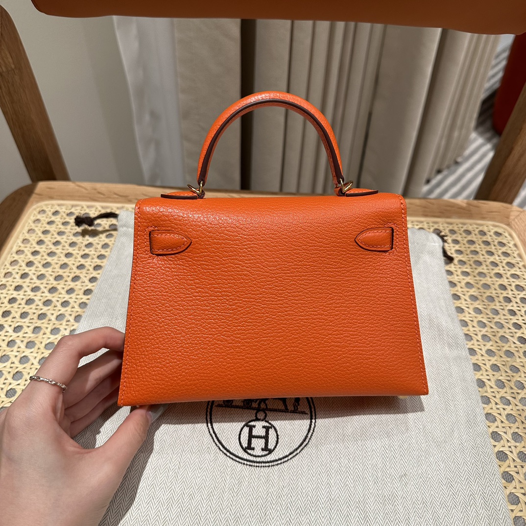 Handbags Hermes mini Kelly size:19 cm - vstockx