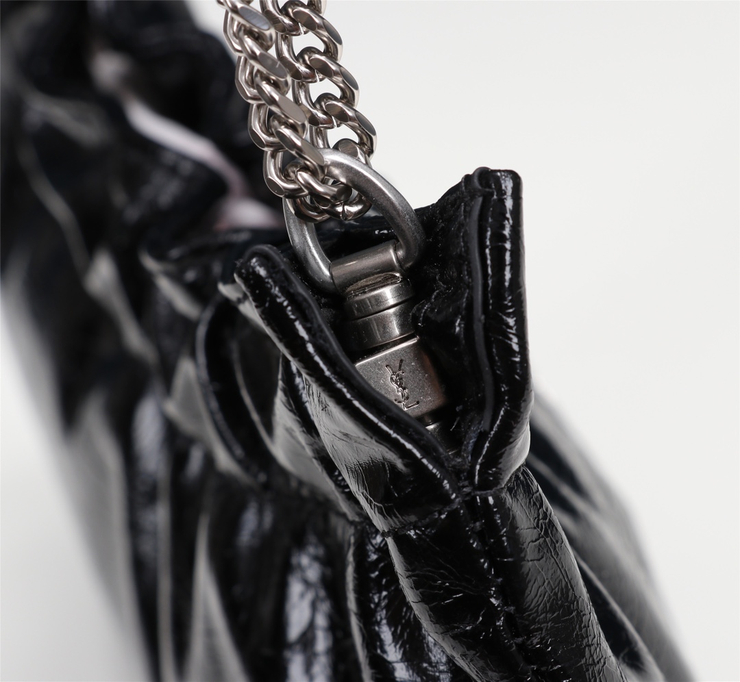 Handbags SAINT LAURENT 681632 size 24x14x4 cm - vstockx