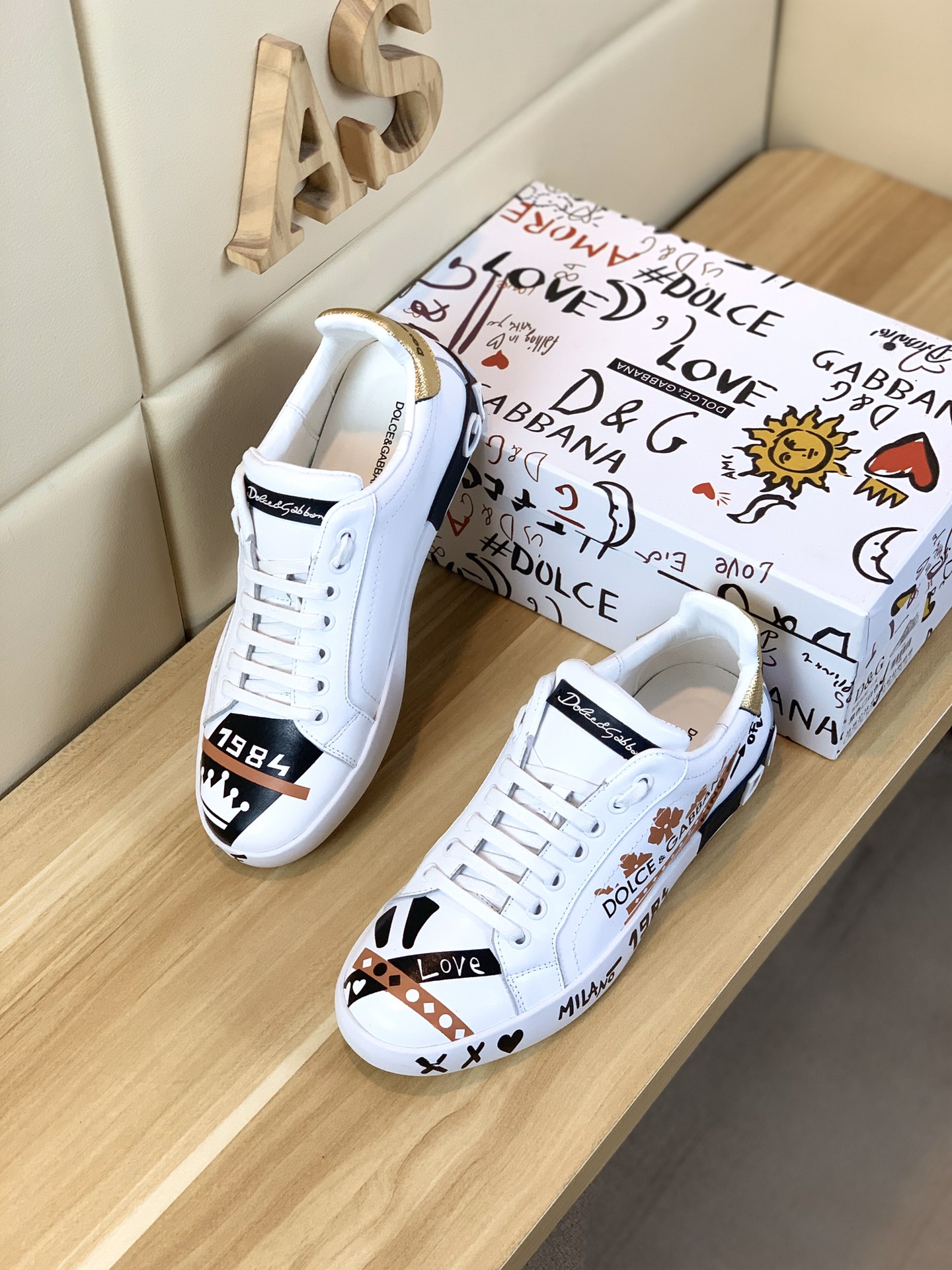 Dolce & Gabbana Low Tops Sneakers 125 - vstockx