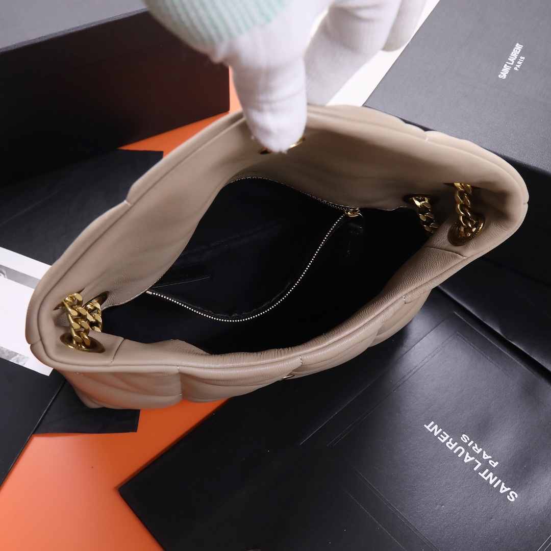 Handbags SAINT LAURENT 577476 size 29x17x11 cm - vstockx