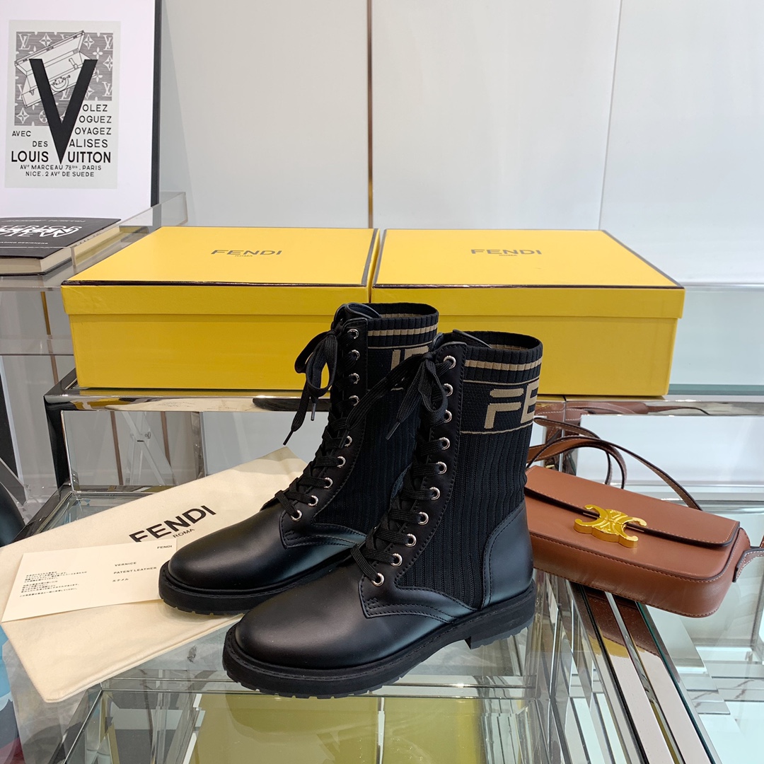 Fendi Boots 16 - vstockx