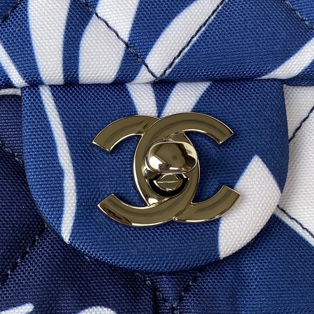 Handbag Chanel AS3522 size 20 cm - vstockx