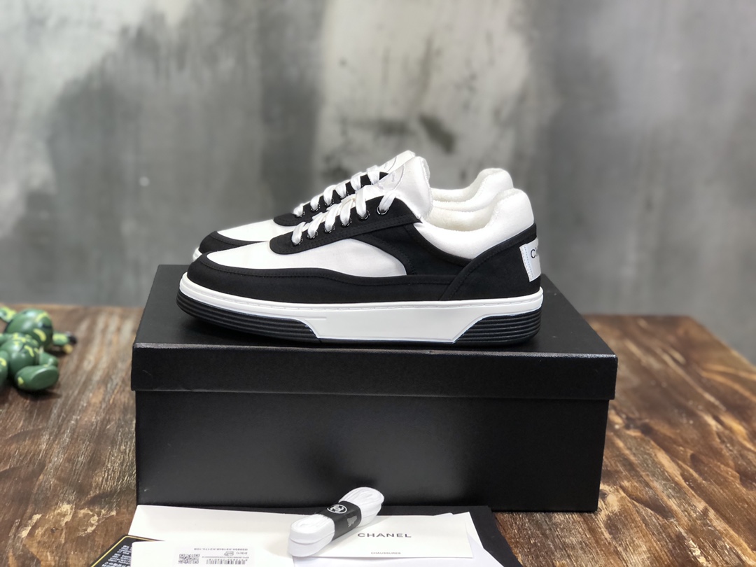 Chanel Fabric & Suede Calfskin Low Top Sneaker 25 - vstockx