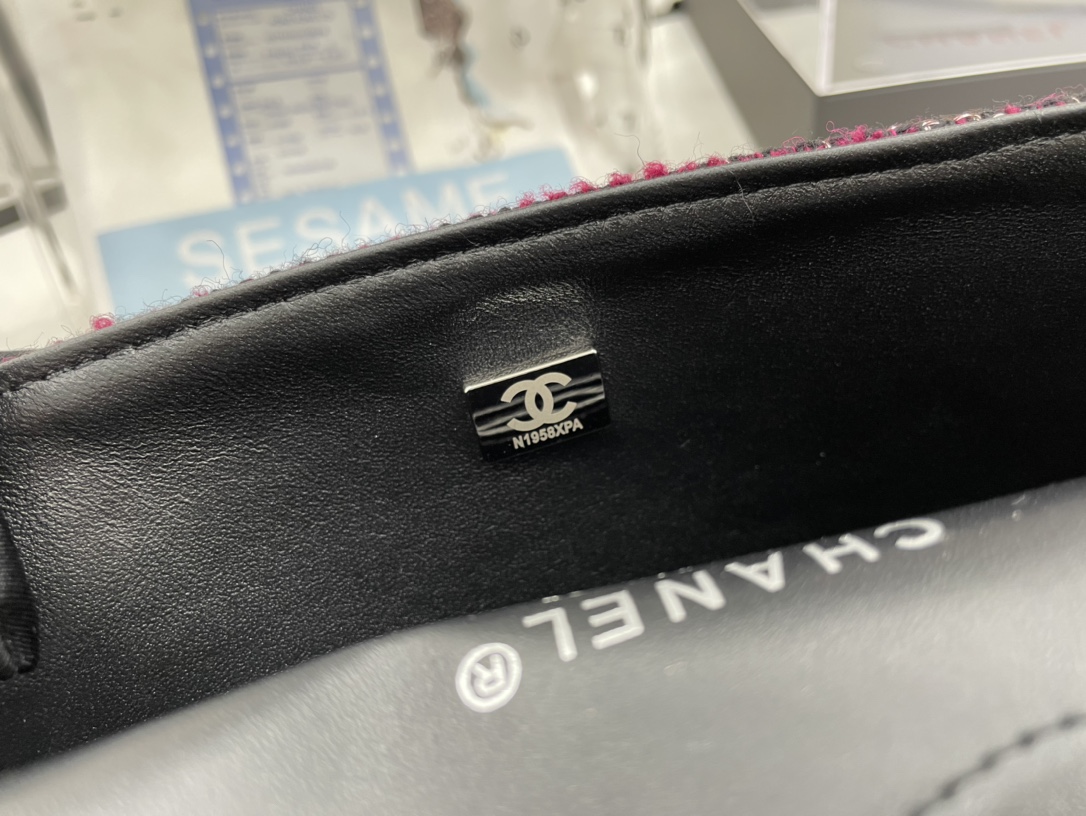 Handbag Chanel size 25 cm - vstockx
