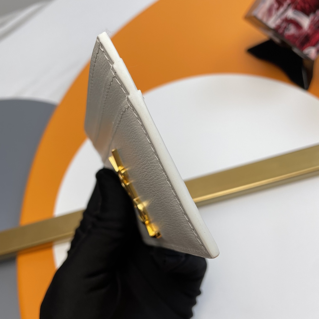 Handbags SAINT LAURENT 423291 size 10x7.5x0.5 cm - vstockx