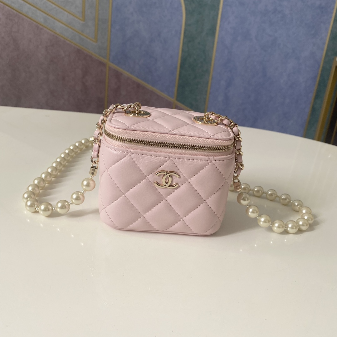 Handbag Chanel 81182 size .** - vstockx