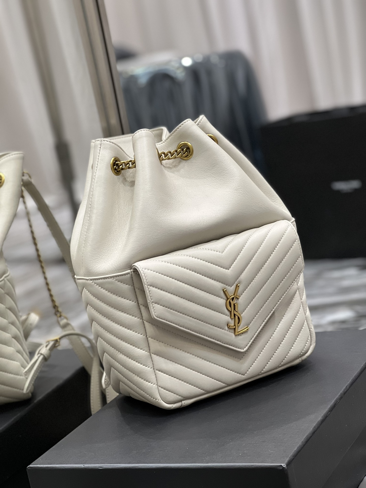 Handbags SAINT LAURENT 672609 size 22  29  15 cm - vstockx