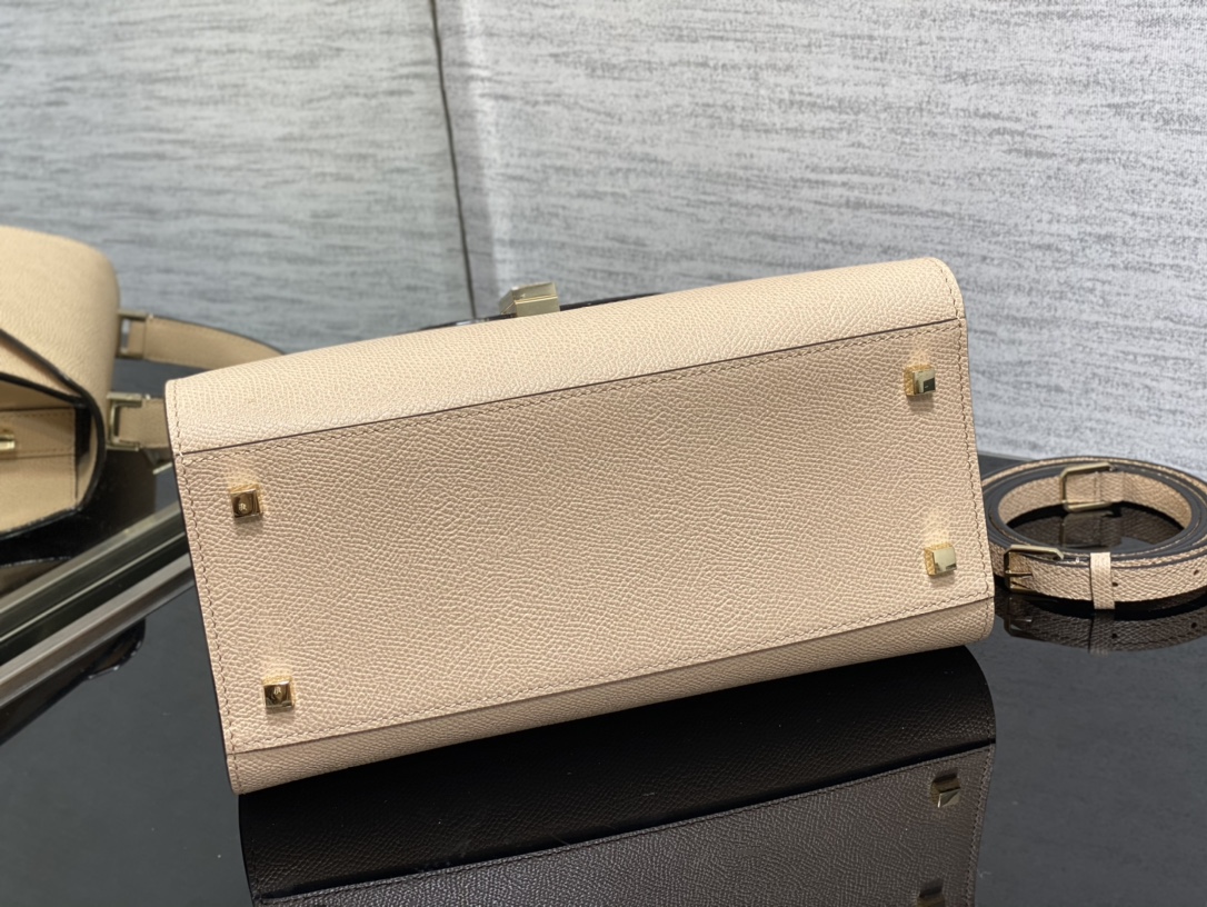 Handbag VALEXTRA size ** - vstockx