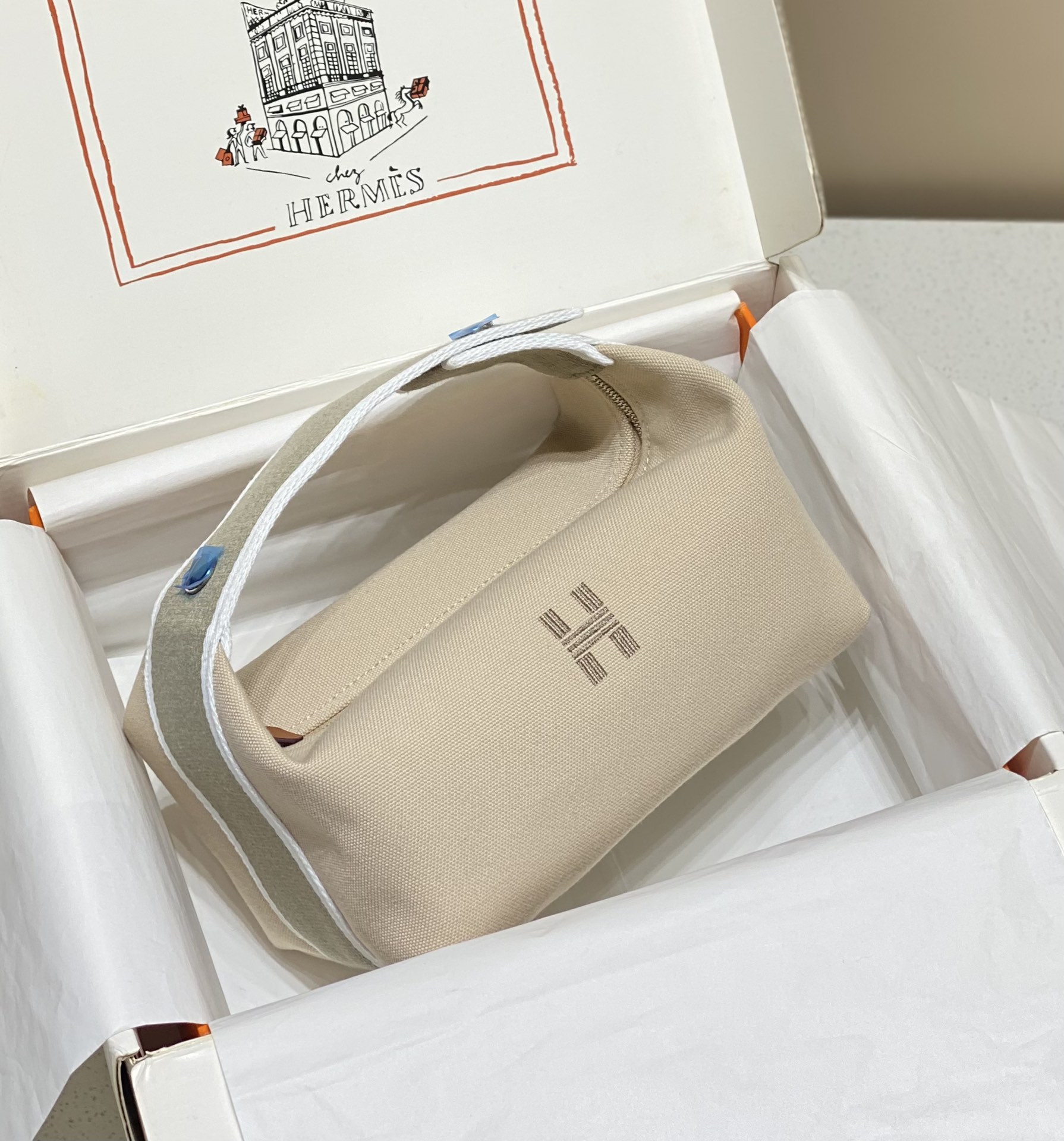 Handbags Hermes  -- size:25*21*14 cm - vstockx