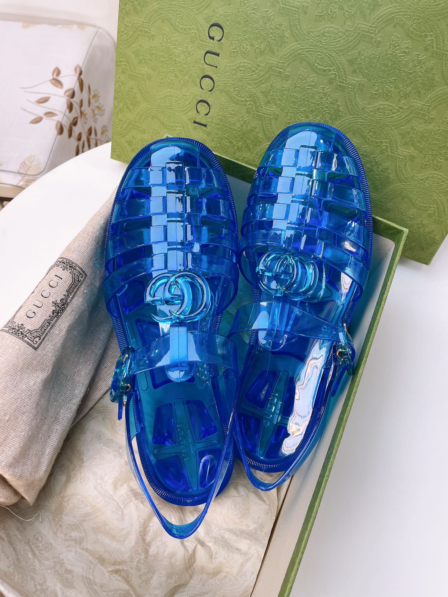 Gucci Women's sandal with Double G Women 11 - vstockx