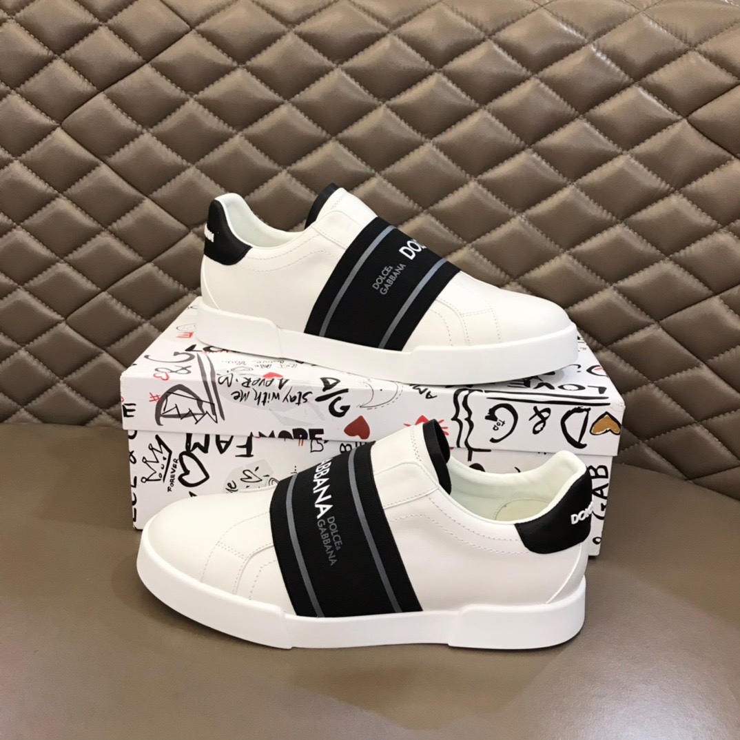 Dolce & Gabbana Low Tops Sneakers 88 - vstockx