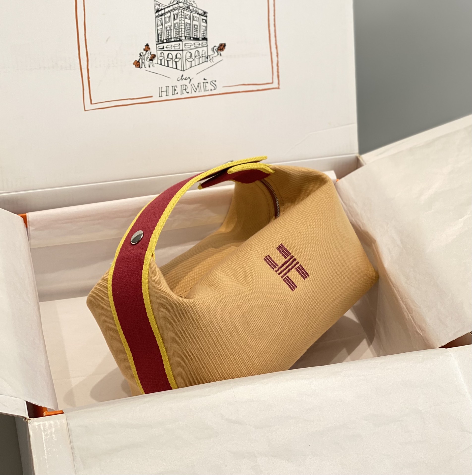 Handbags Hermes  -- size:25*21*14 cm - vstockx