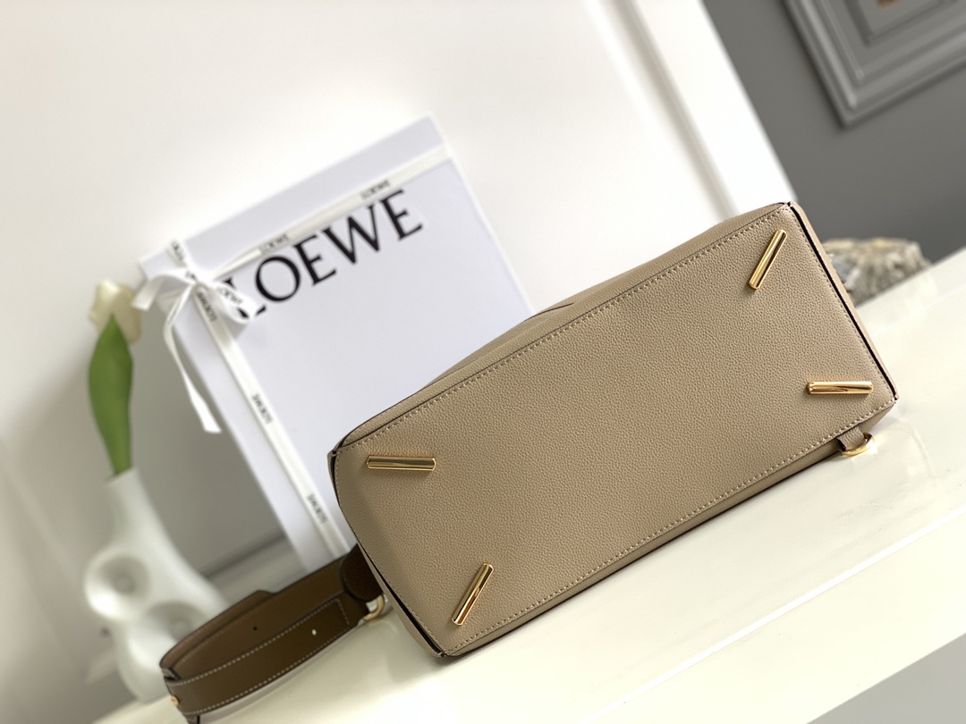 Handbags LOEWE 10170 size:35*17*24 cm - vstockx