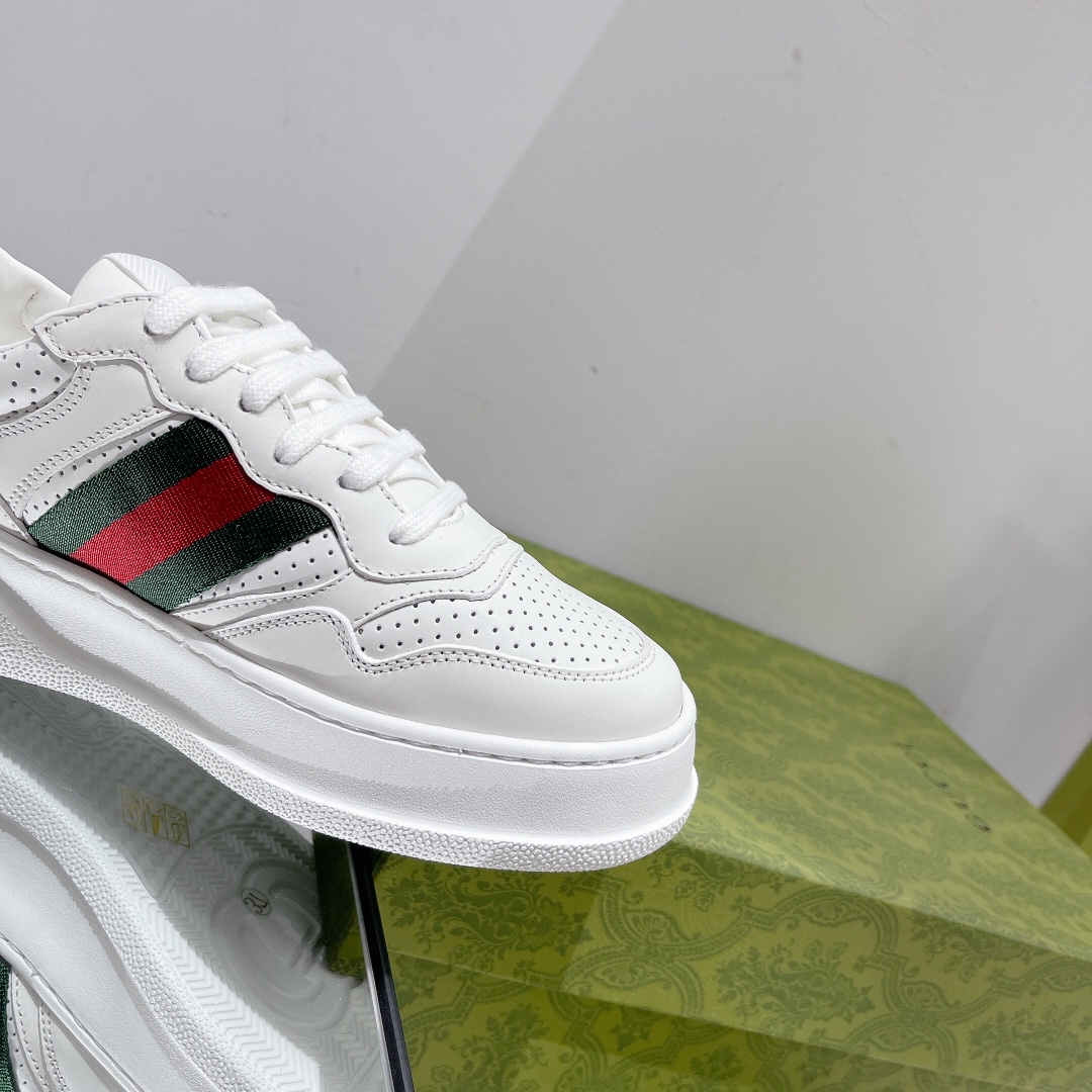 Gucci Women's GG sneaker 2 - vstockx