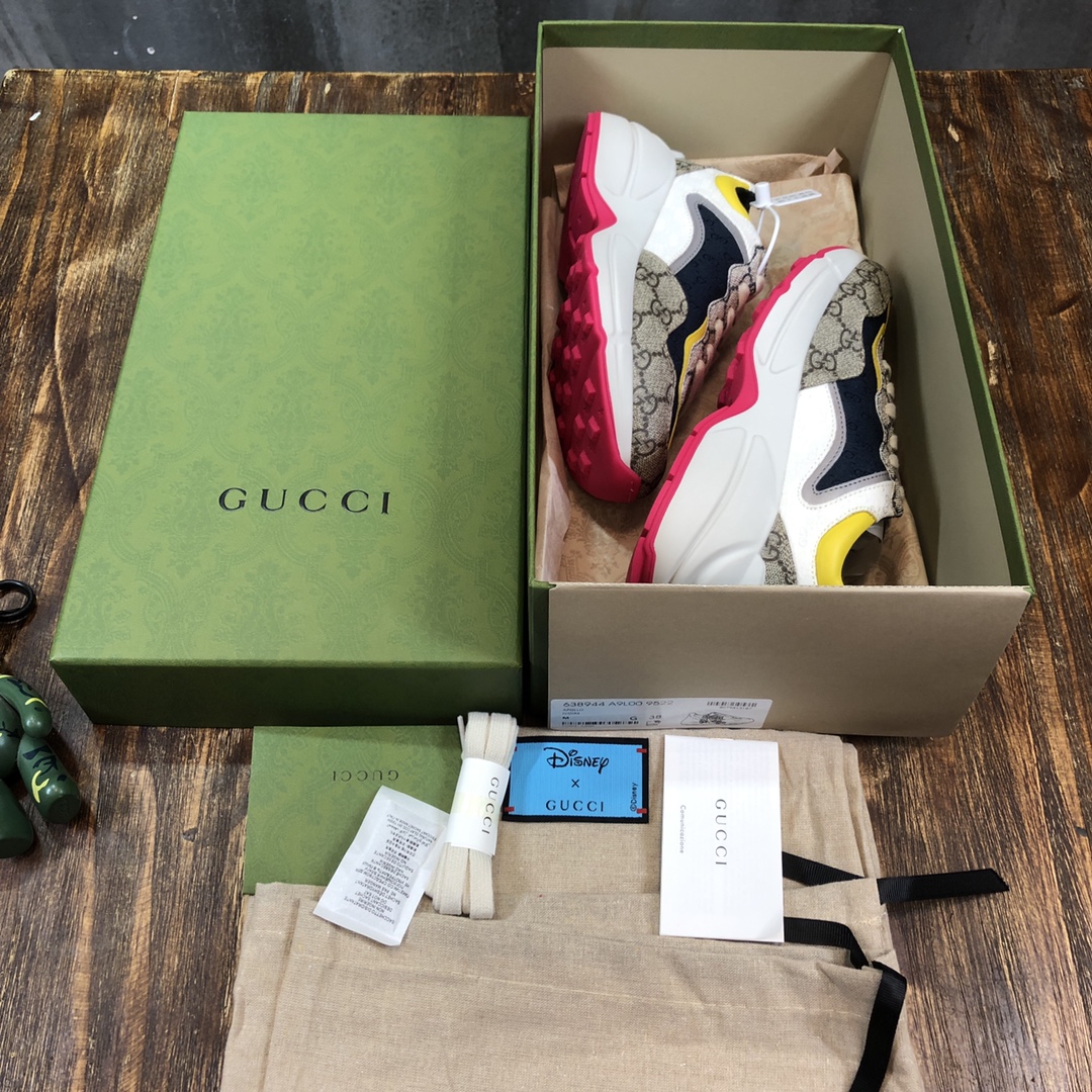 Gucci Rhyton sneaker 39 - vstockx