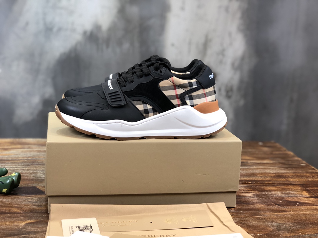 Burberry Vintage Sneaker 8 - vstockx