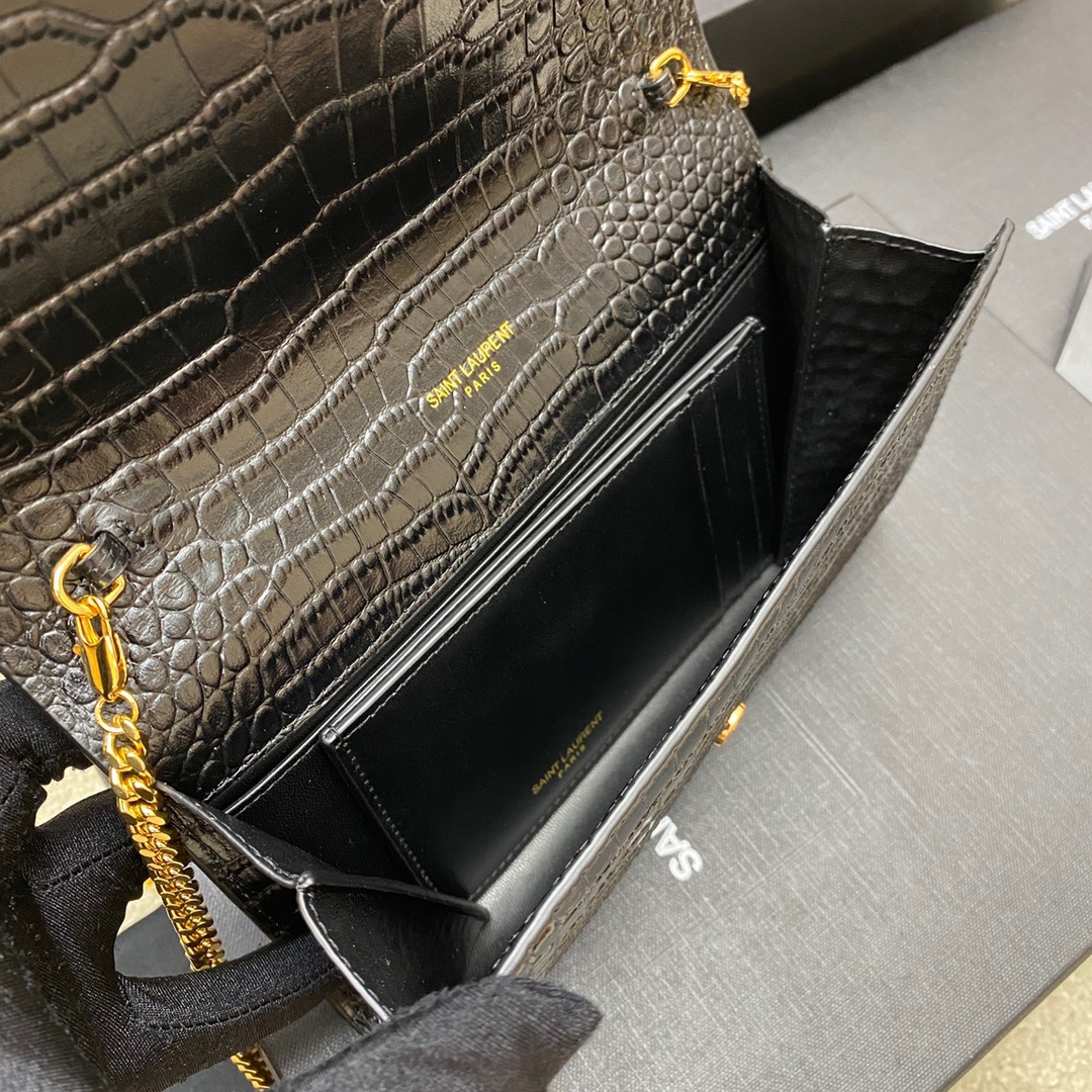 Handbags SAINT LAURENT 607788 size 19x12x4 cm - vstockx