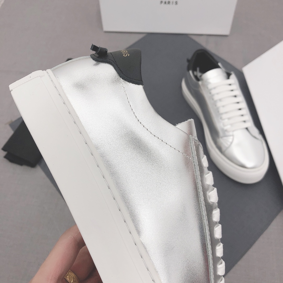 Givenchy Urban Street Logo-print Leather Sneakers 53 - vstockx