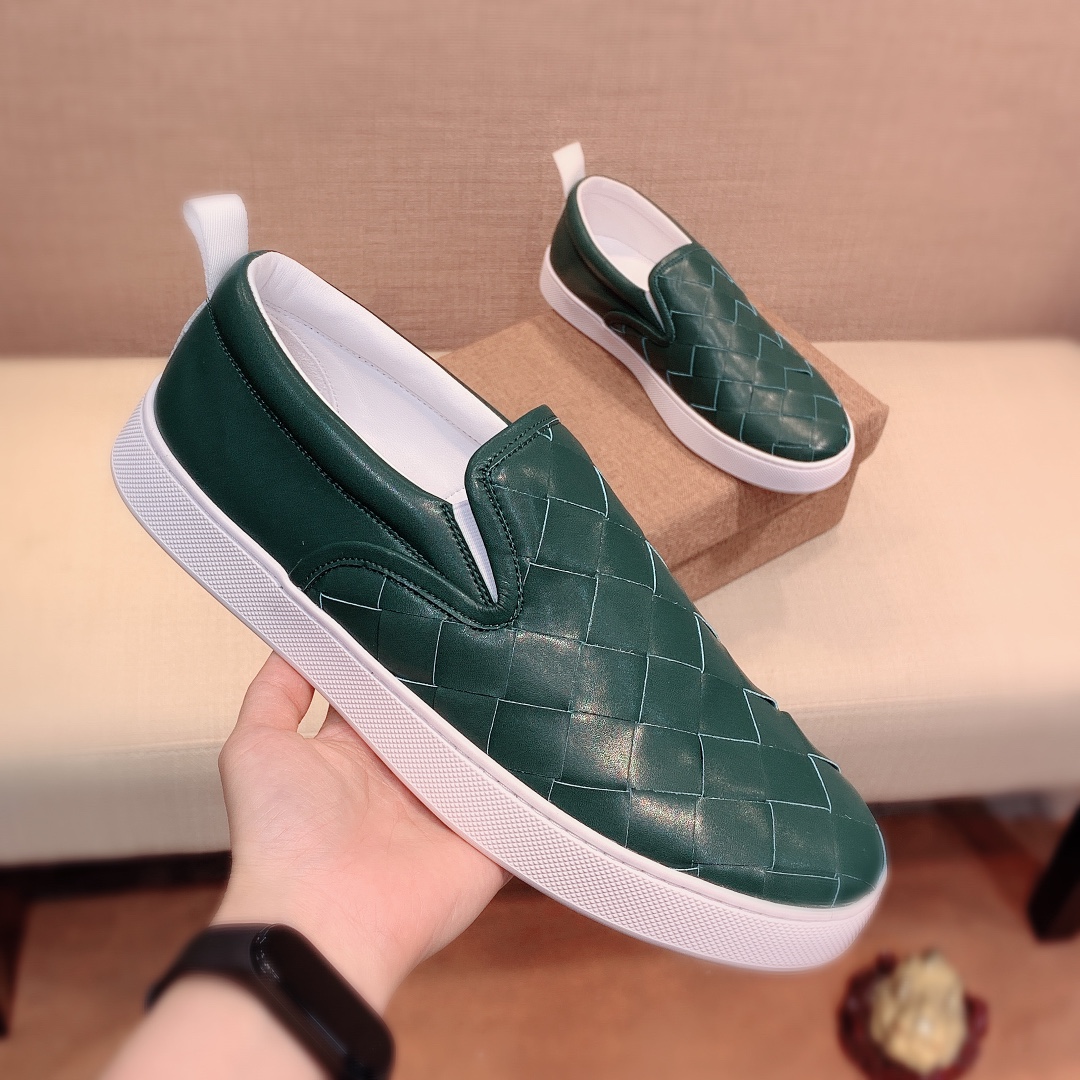 Bottega Veneta Intrecciato Leather Loafers 4 - vstockx