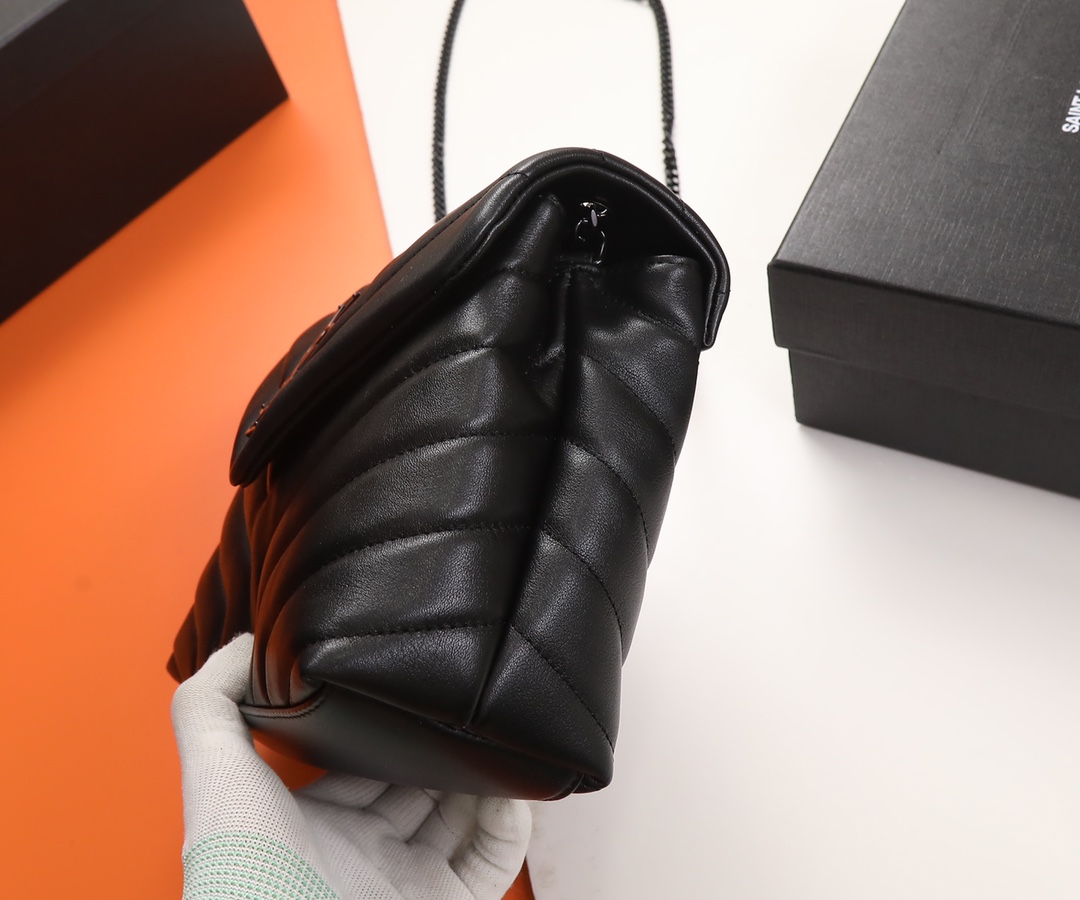 Handbags SAINT LAURENT 494699 size 25  17  9 cm - vstockx