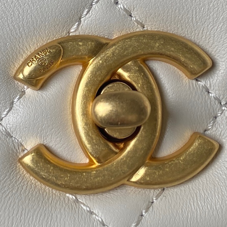 Handbags Chanel AS4353 size:15X21.5X7 cm - vstockx