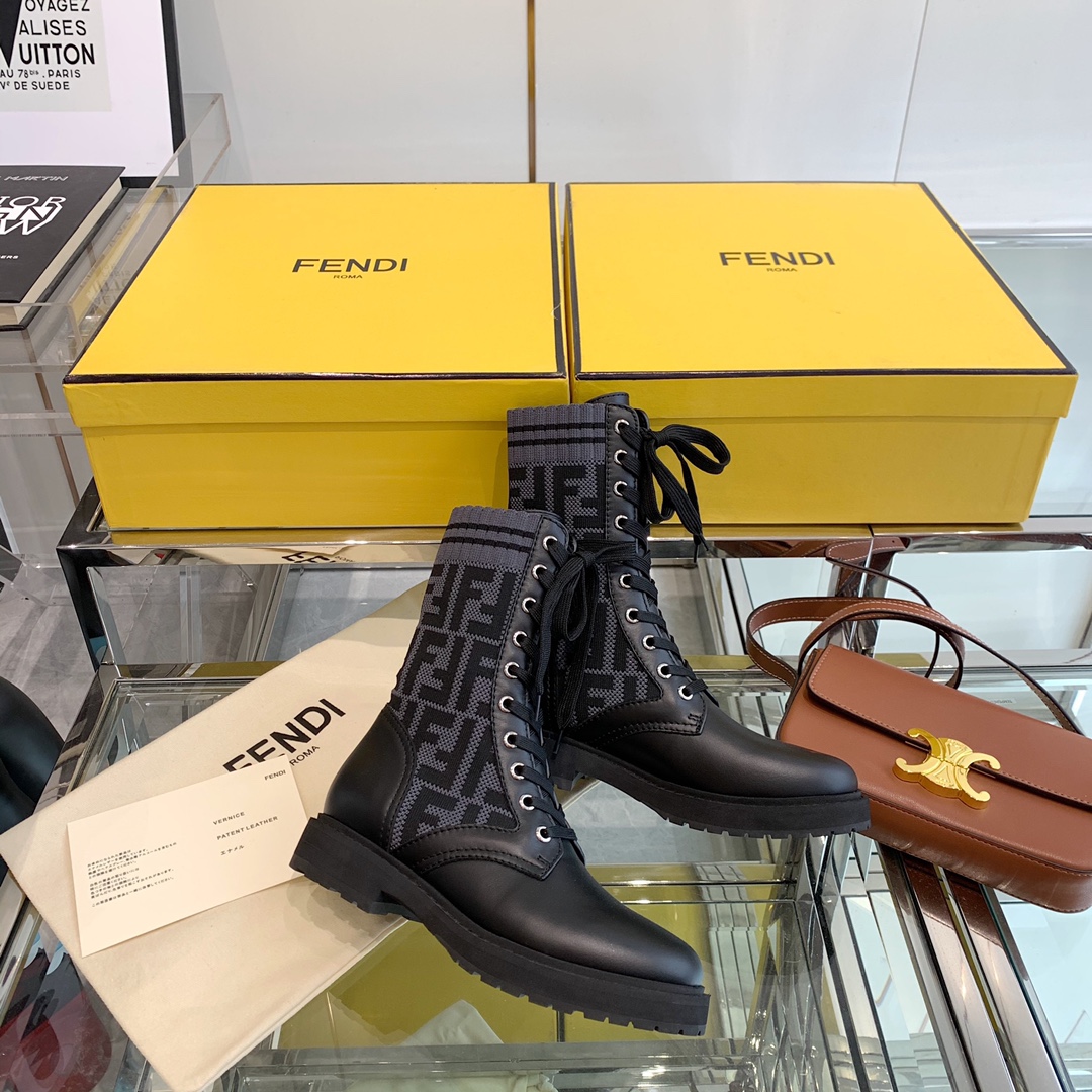 Fendi Boots 17 - vstockx