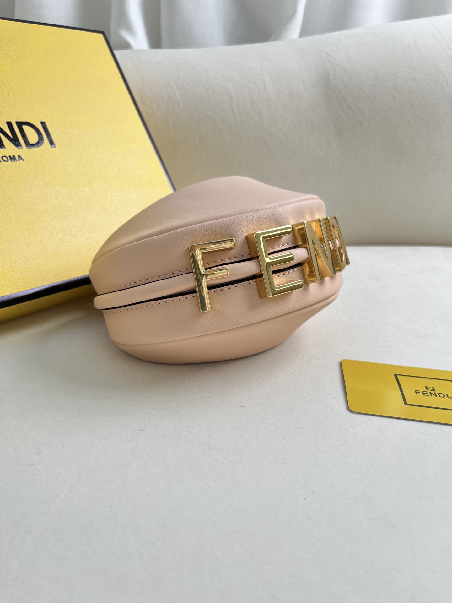 handbags FENDI 206 size:16.5*14*5cm - vstockx