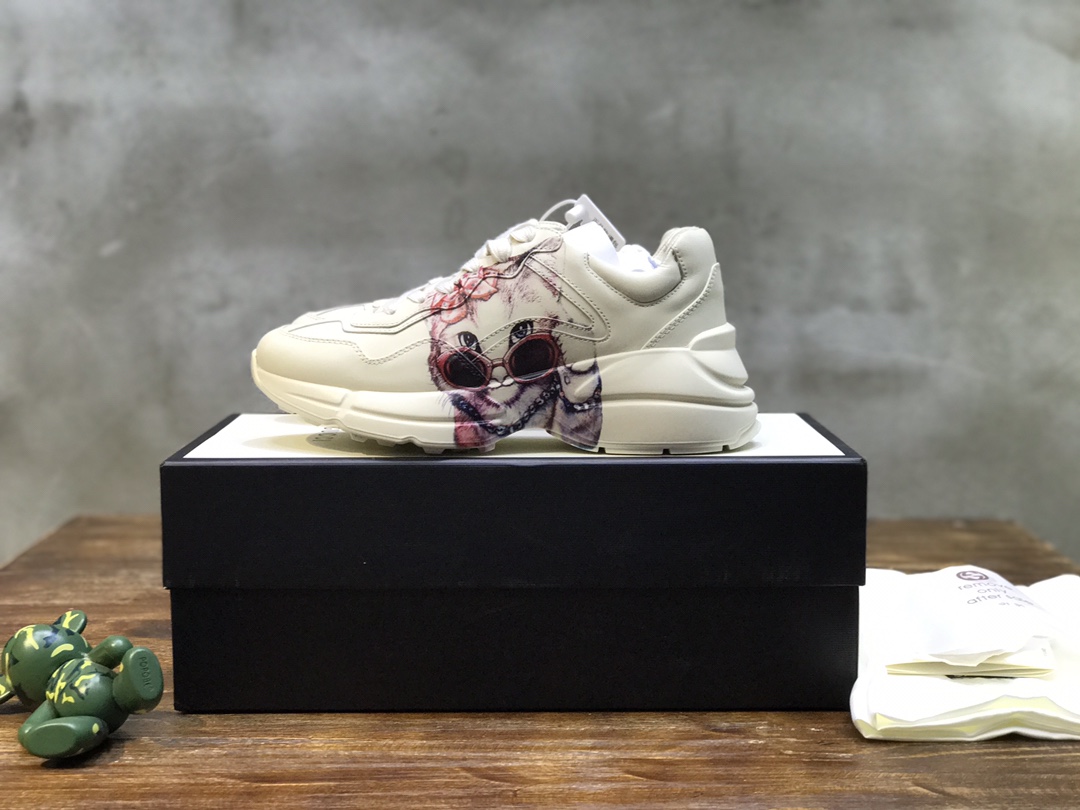 Gucci Rhyton sneaker 46 - vstockx