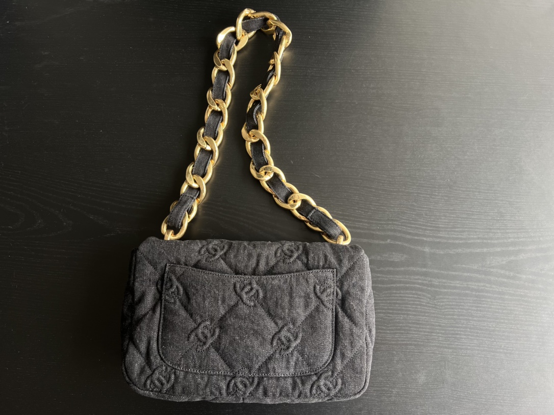 Handbag Chanel 3216 size 23 cm - vstockx