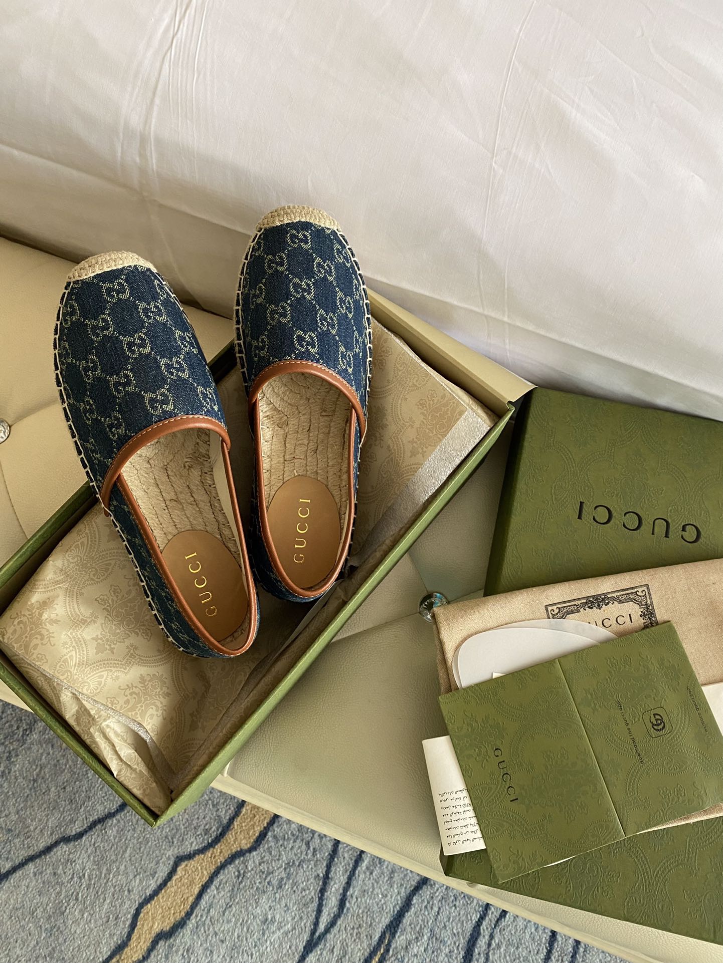 Gucci Leather espadrille with Double G WOMEN 2 - vstockx