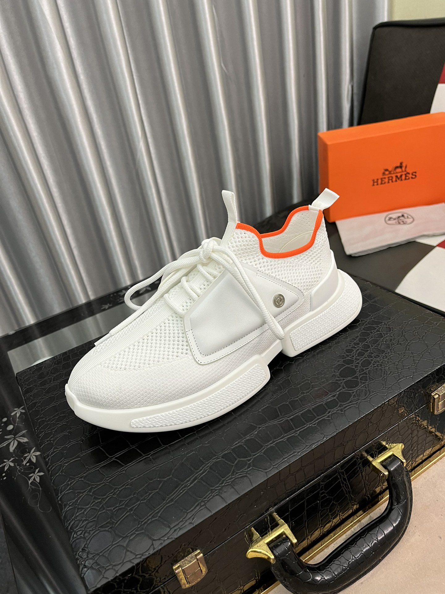 Hermes Expert sneaker 1 - vstockx