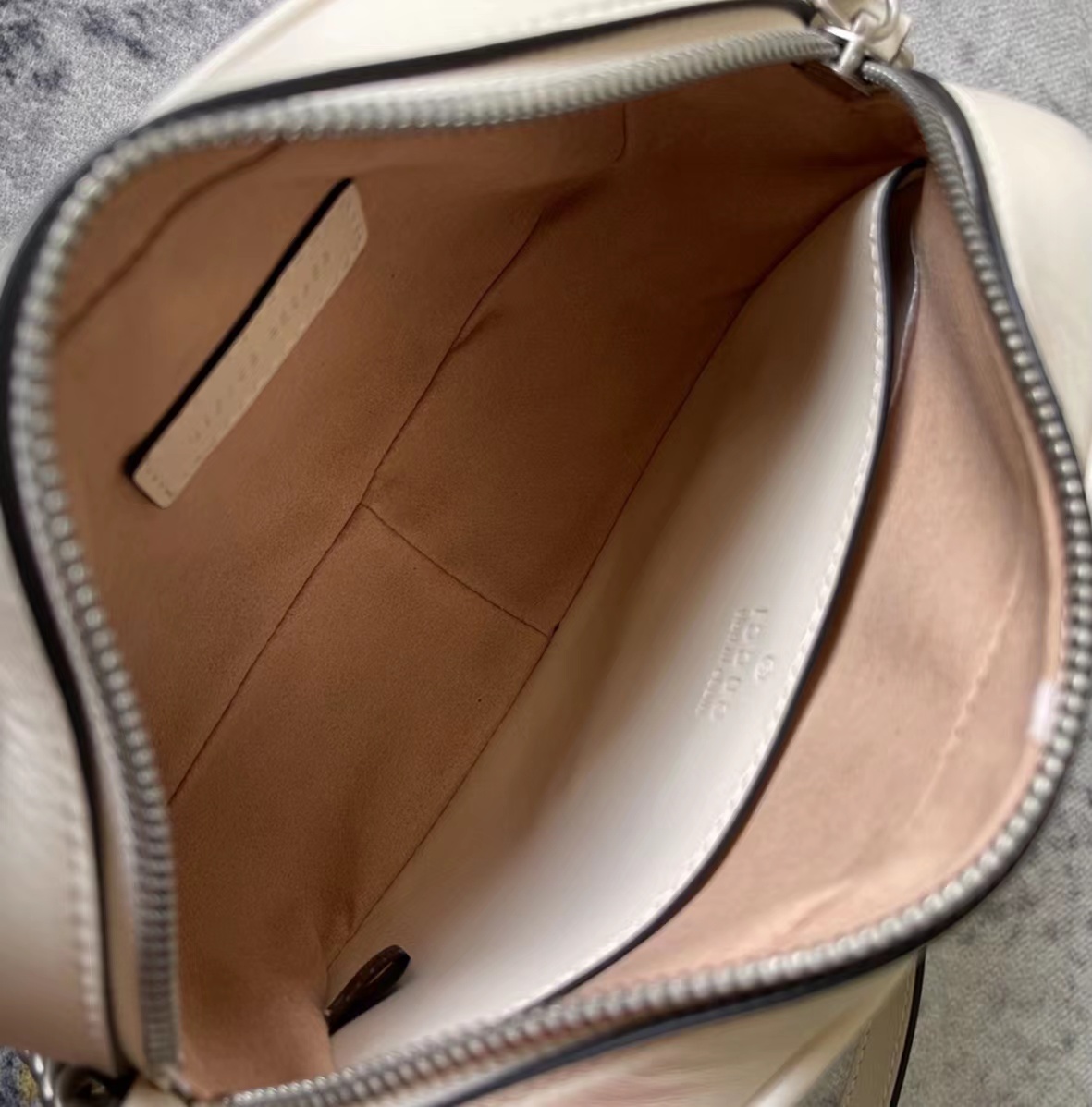 Handbag Gucci 634936 size 18X12X6cm - vstockx