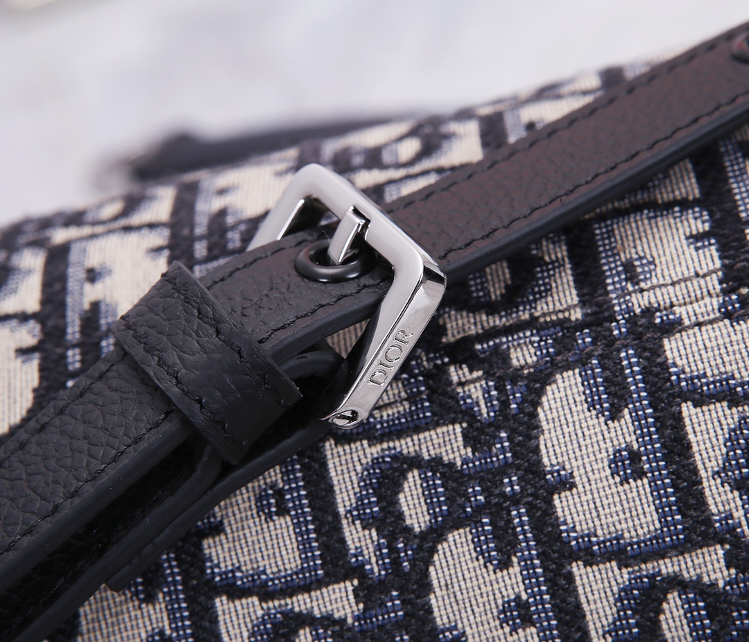 Handbag Chanel 93312 size 17*11 cm - vstockx