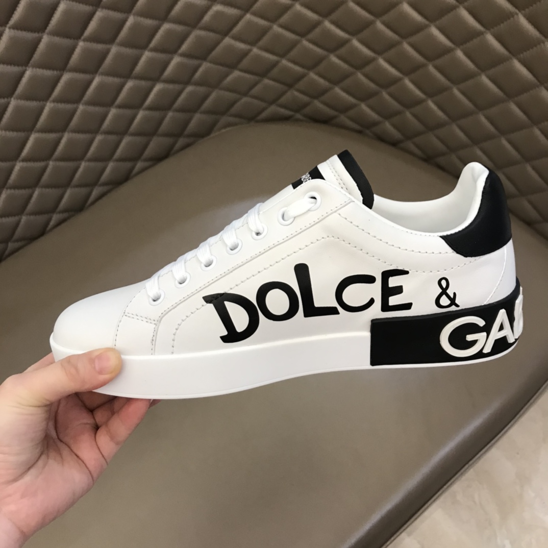 Dolce & Gabbana Low Tops Sneakers 13 - vstockx