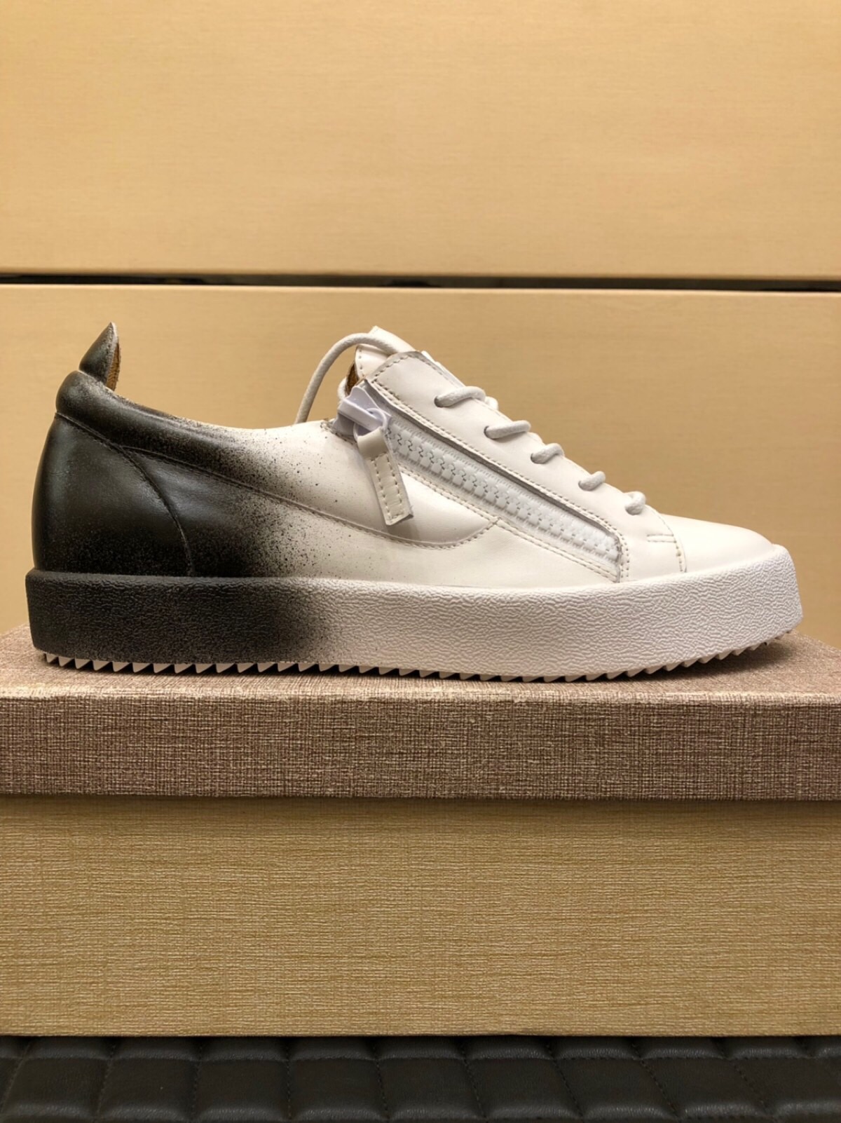 Giuseppe Zanotti Frankie Sneaker 9 - vstockx