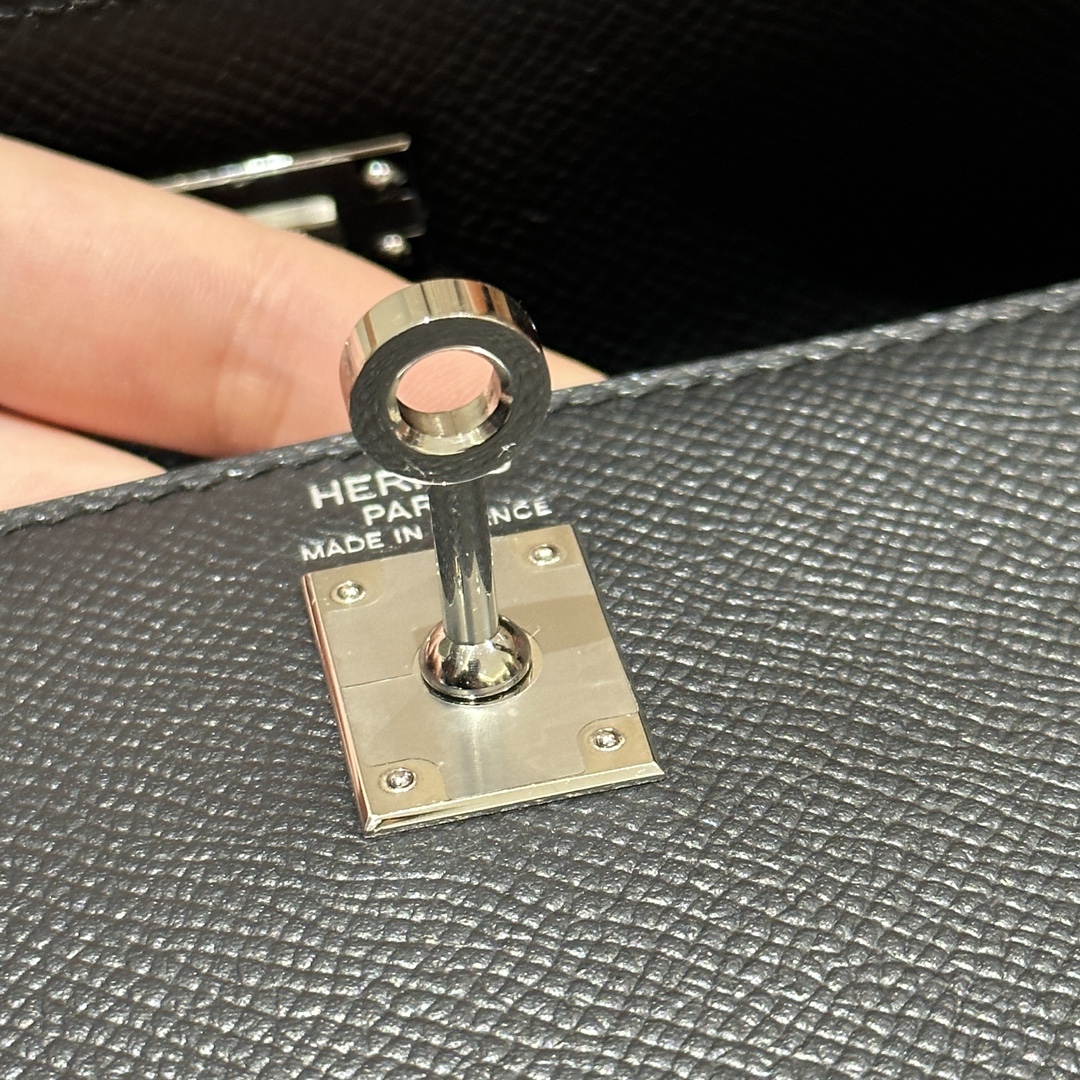 Handbags Hermes Kelly size:25 cm - vstockx