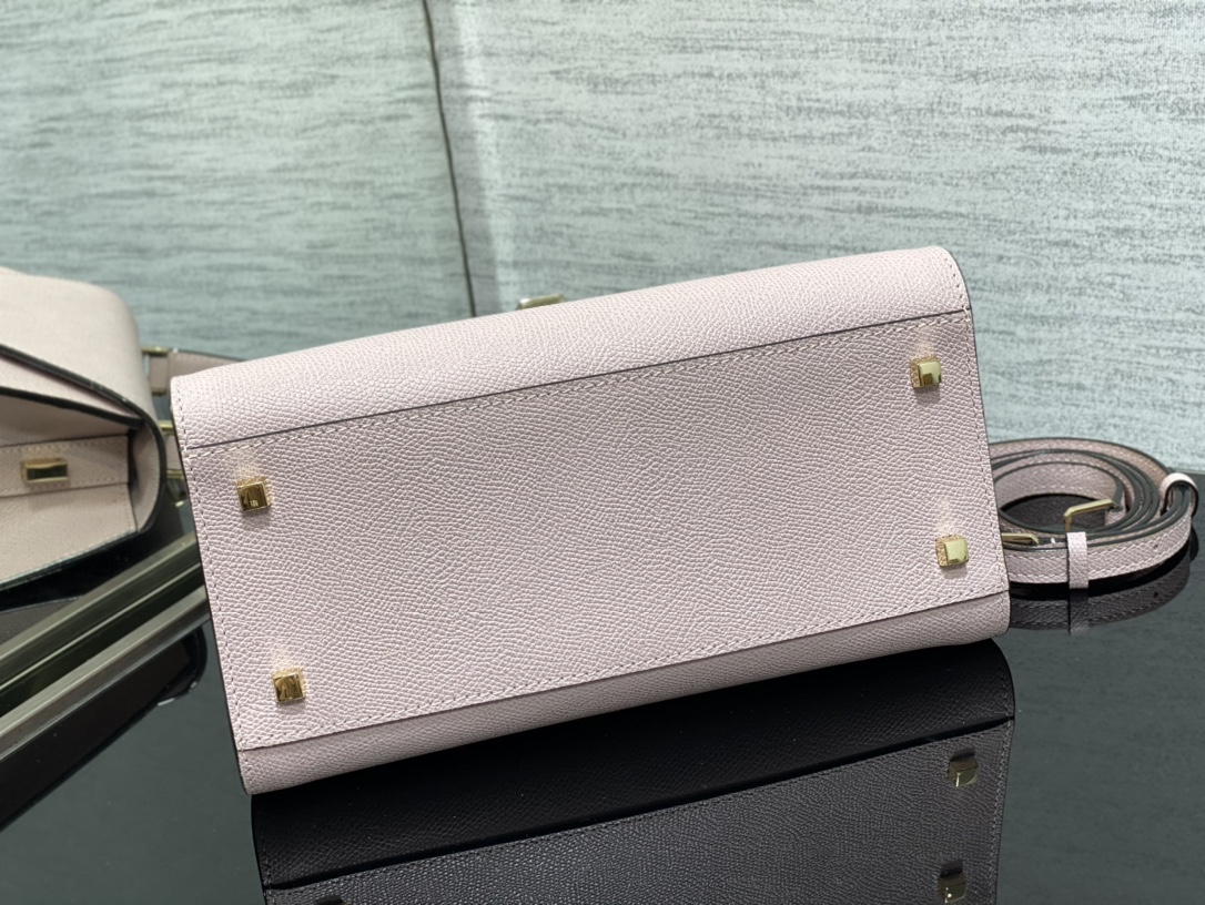 Handbag VALEXTRA size ** - vstockx