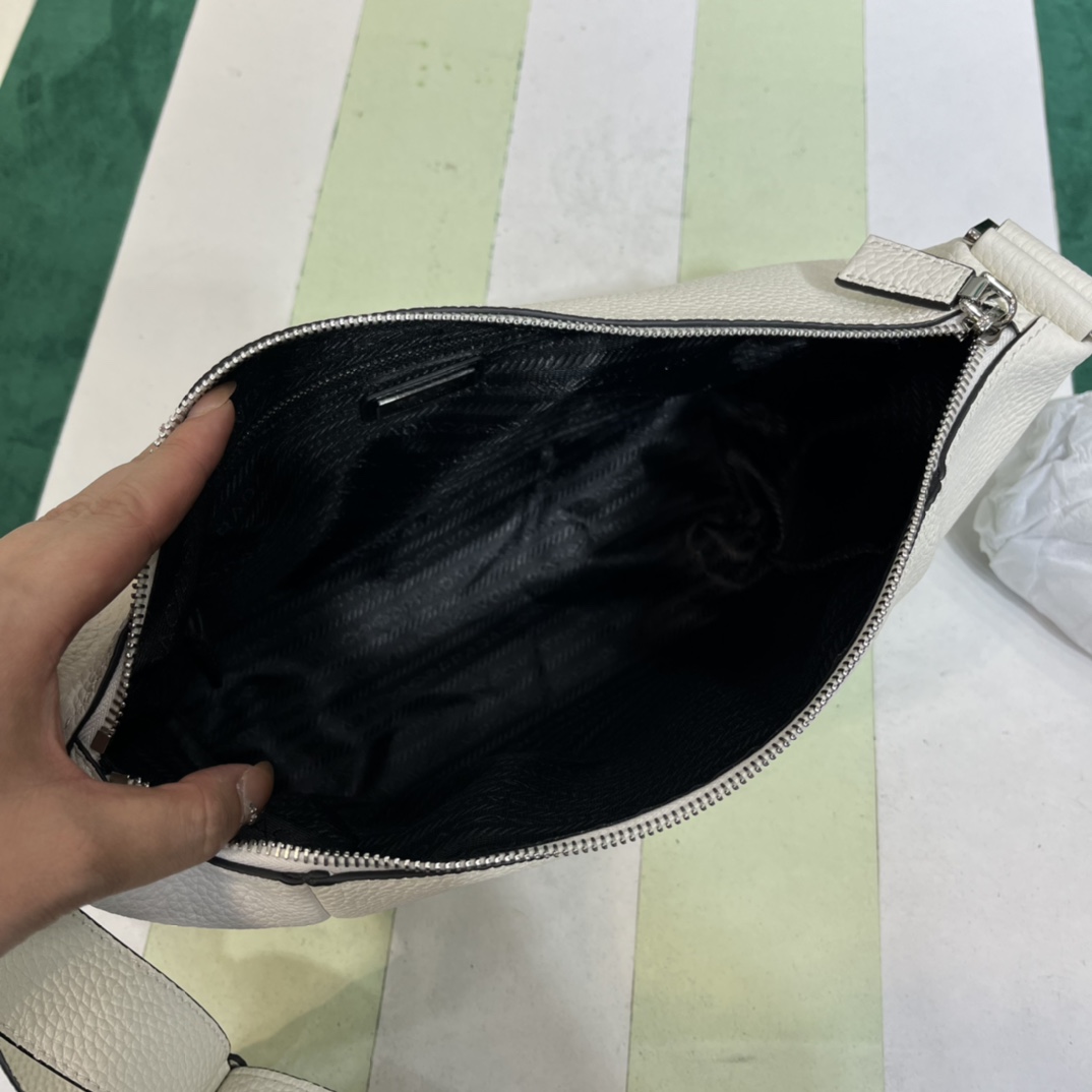 Handbags Prada 2VH165 size:23*11*26 cm - vstockx