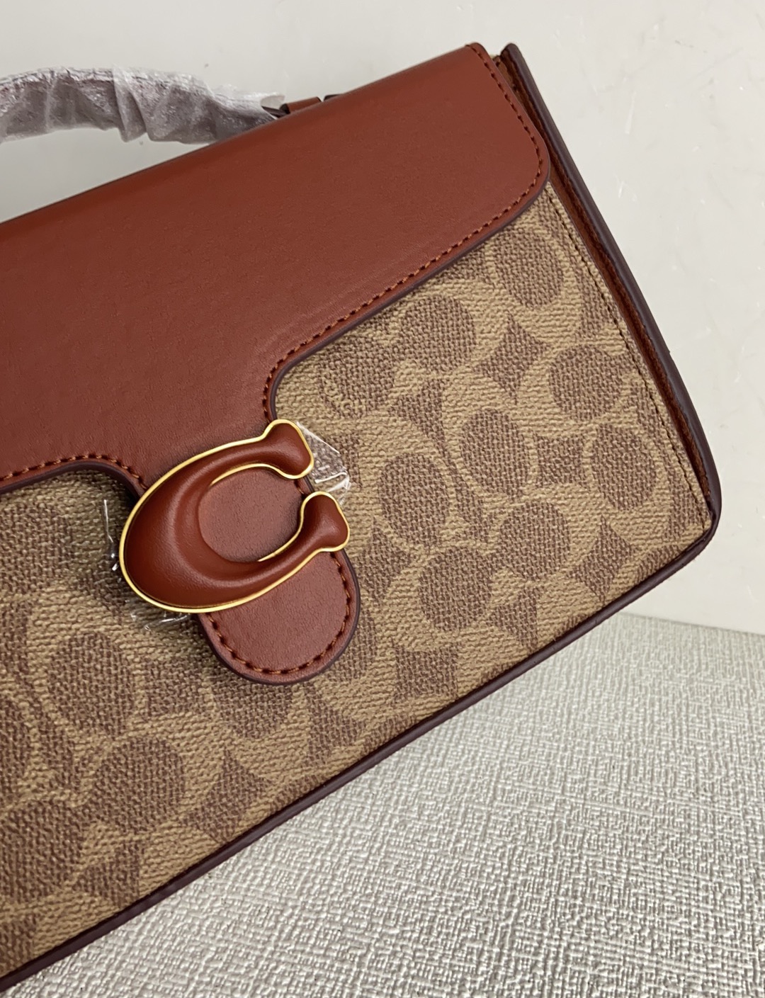 Handbags Coach CH750 size:23*14*5 - vstockx