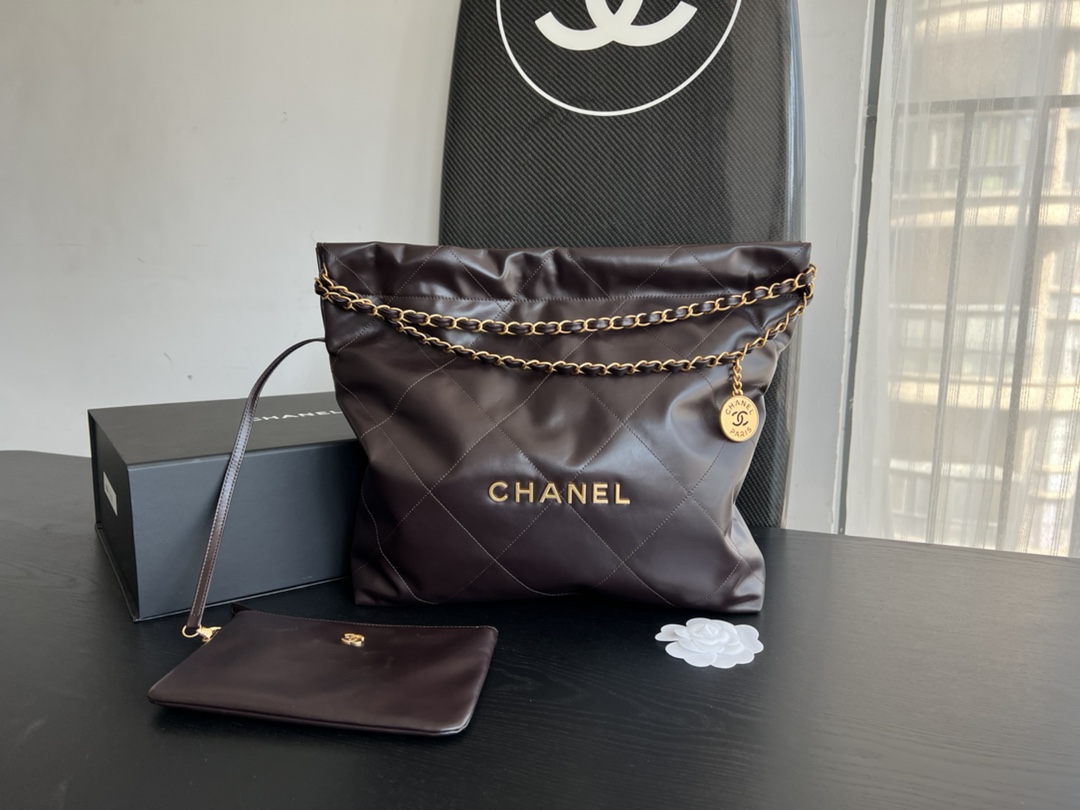 Handbag Chanel size 39cmx42cmx8 cm - vstockx