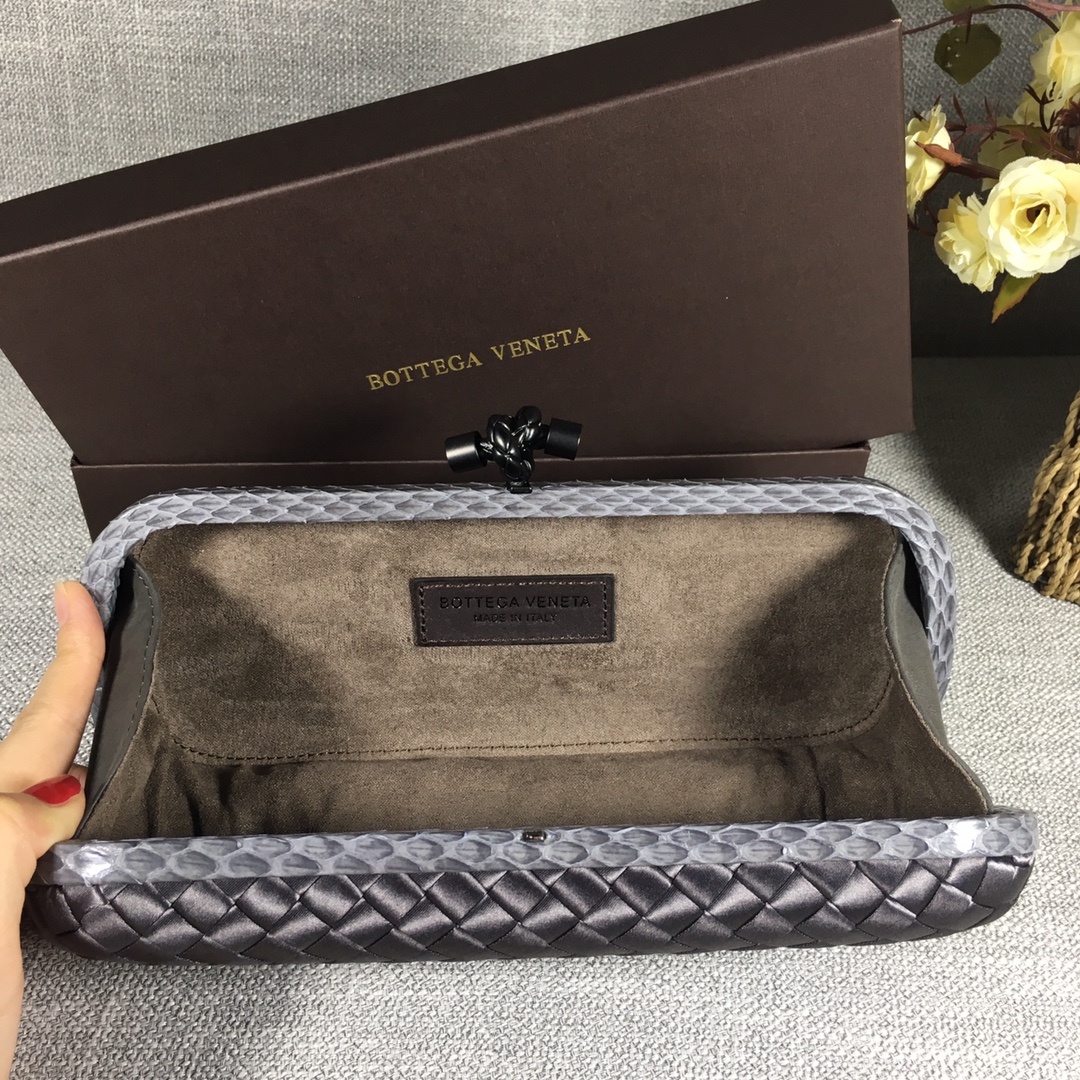handbags Bottega Veneta 8651 size:25*9.5*4cm - vstockx