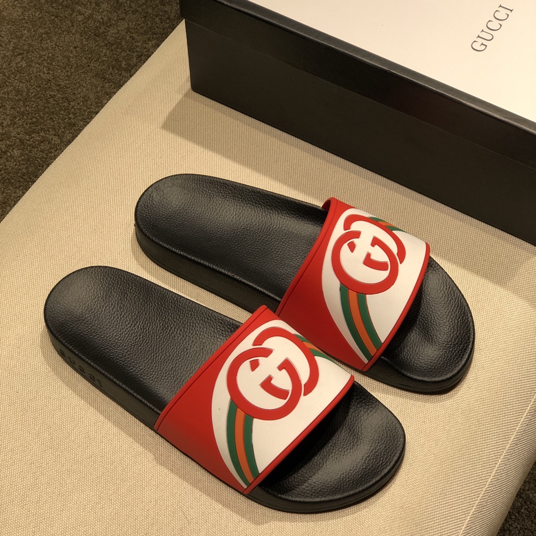 Gucci Slippers 43 - vstockx