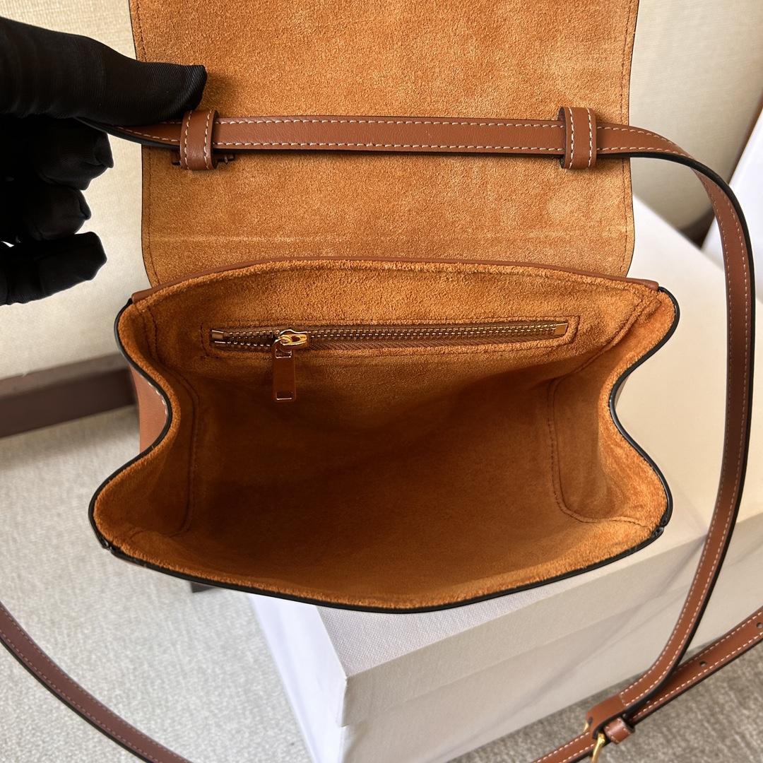 Handbags CELIN mini SOFT16 101353 size:18 X 12.5 X 6cm - vstockx