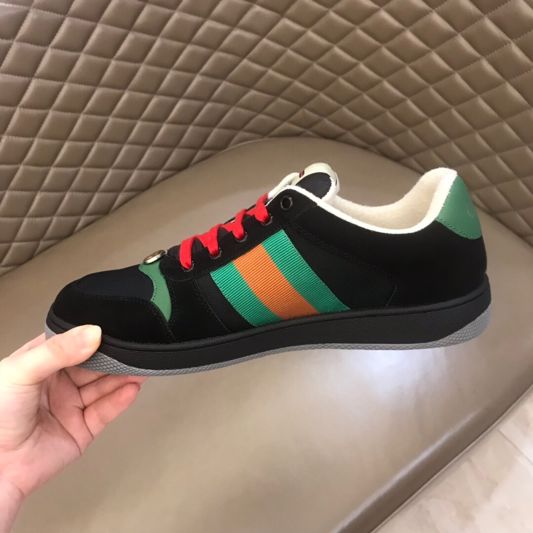 Gucci Screener GG Canvas 15 - vstockx