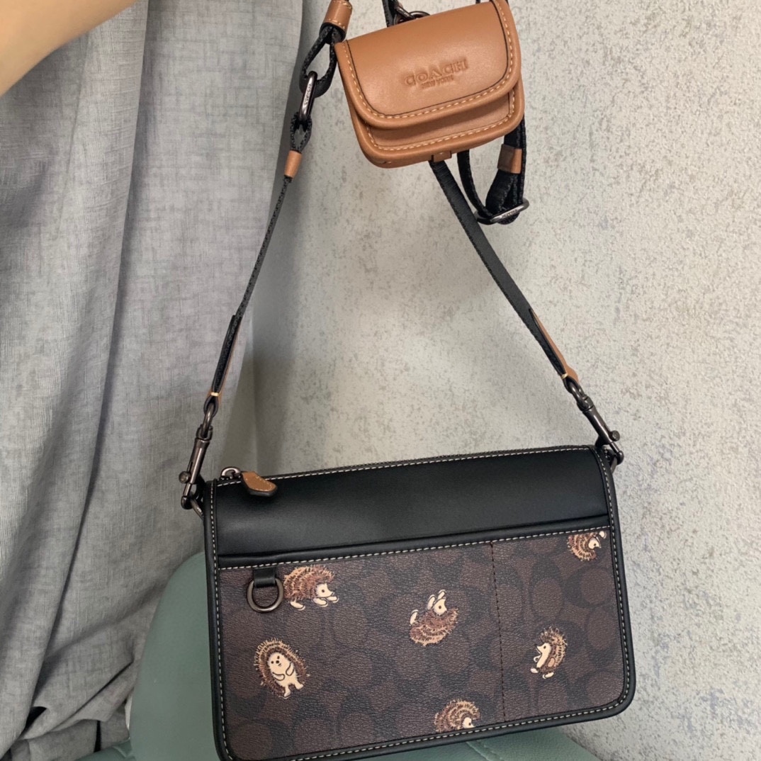 Handbags Coach CC131 size:25*16*5.5cm - vstockx