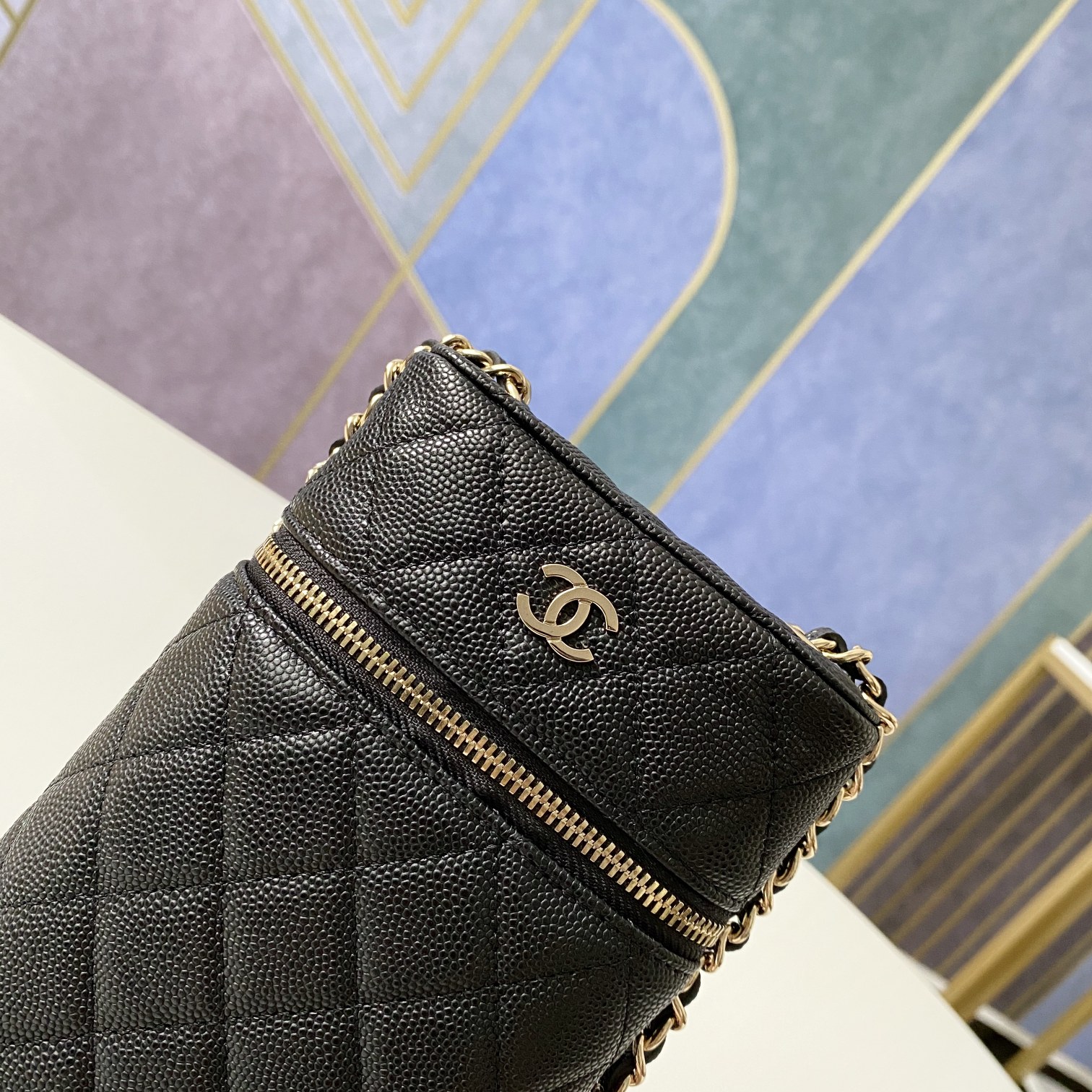 Handbag Chanel size 18*10.5*5 cm - vstockx