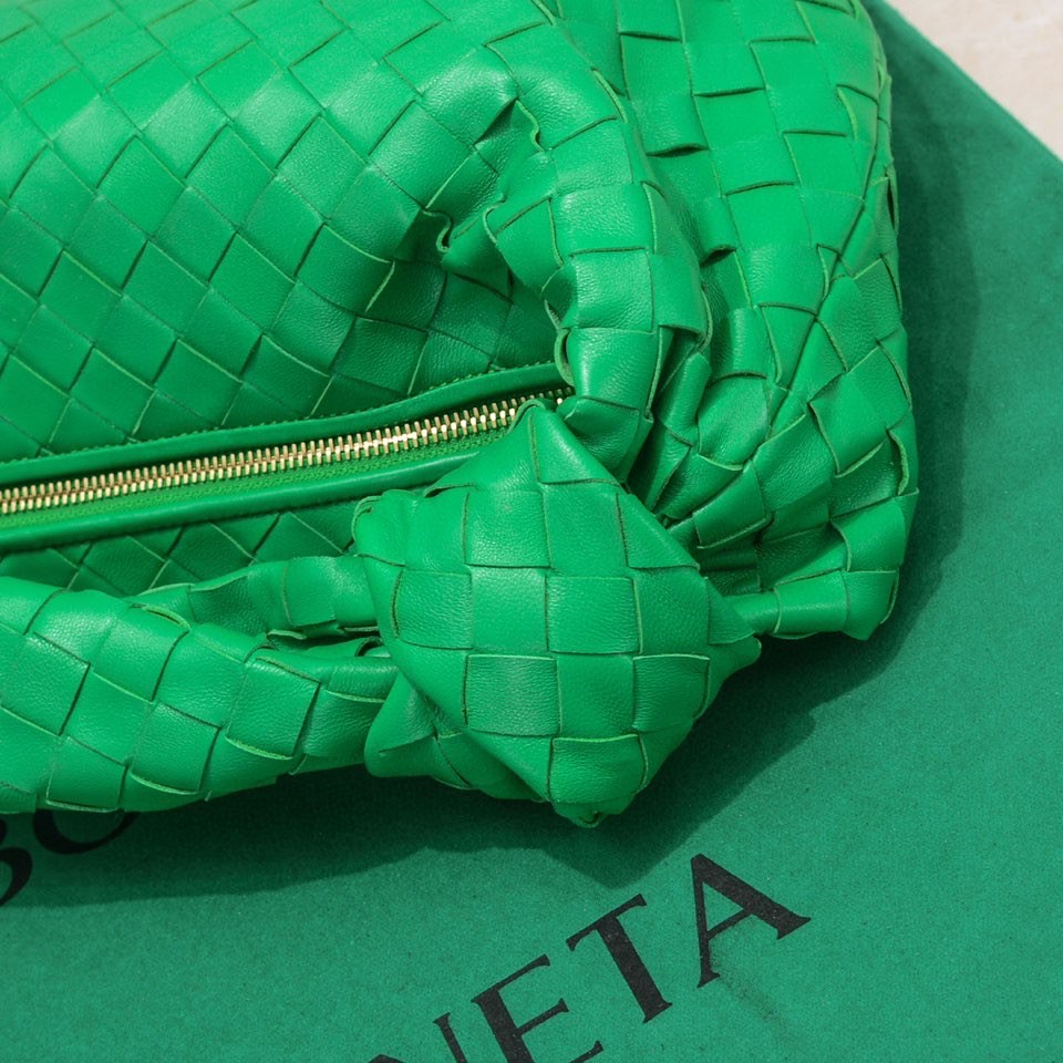 handbags Bottega Veneta 6697 size:36*21*13 - vstockx