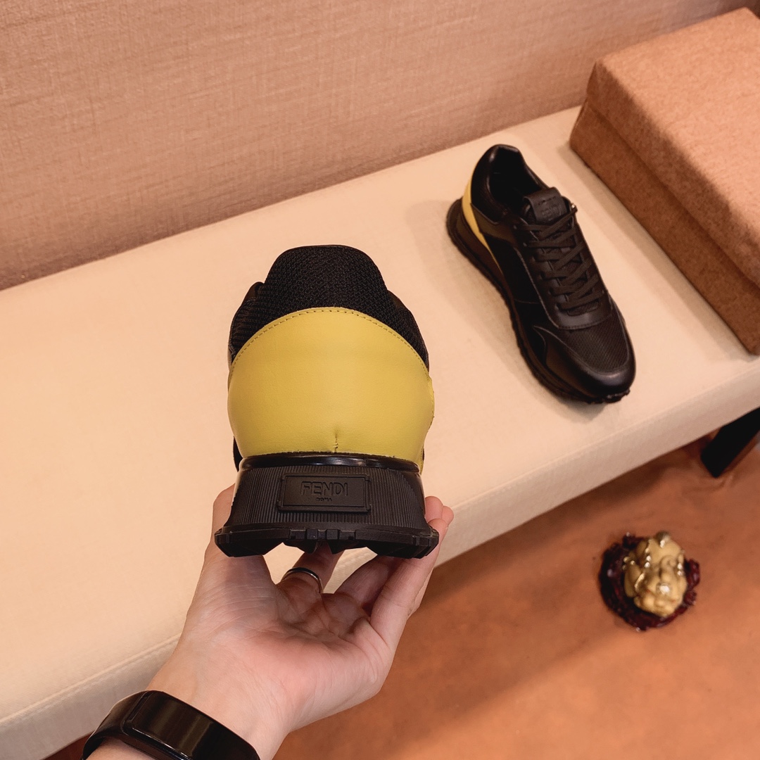 Fendi Low Top Sneakers 19 - vstockx