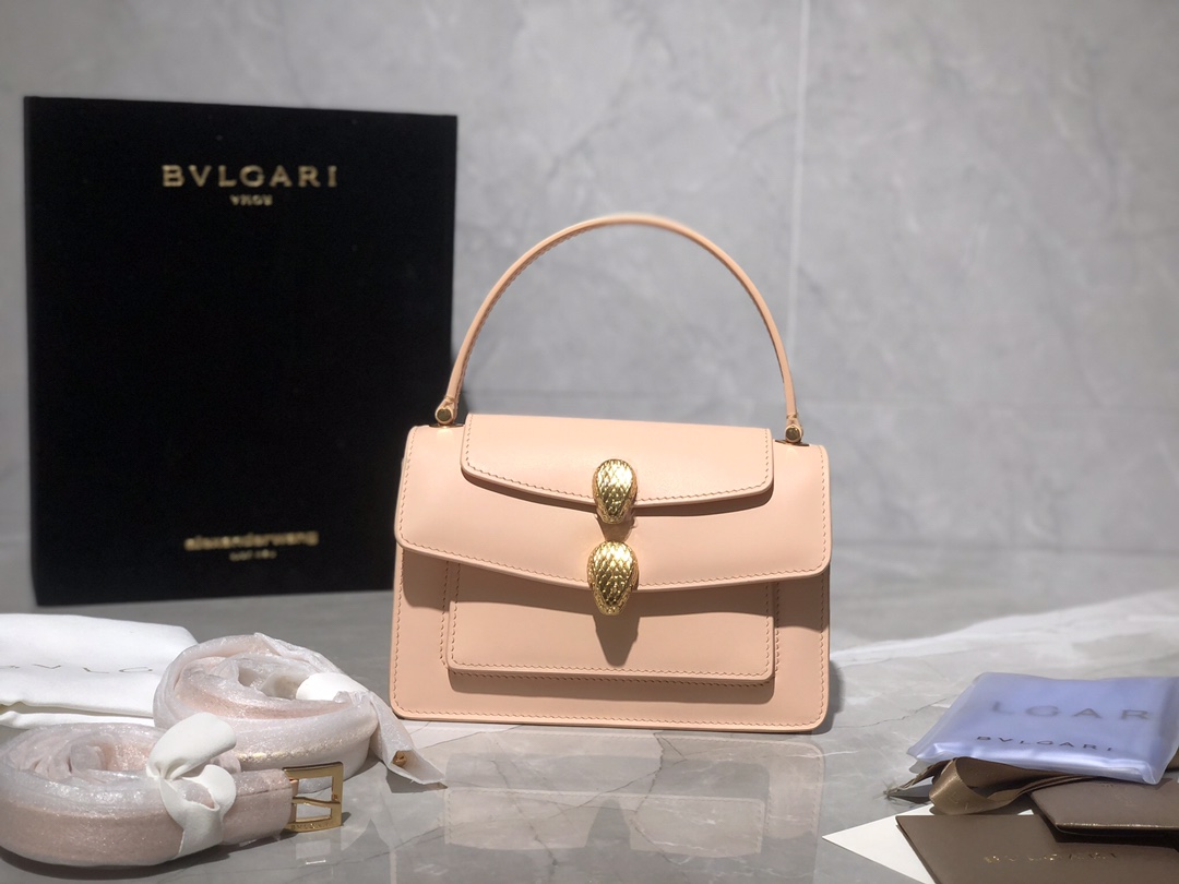 Handbags Bvlgari 288739 size:18.5*13*6.5 cm - vstockx